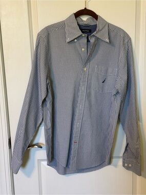 Nautica Men’s Large Blue White Check Long Sleeve Button Down Shirt
